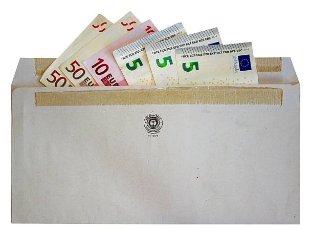 Choosing The Right Tax Envelope Supplier For Your Business 